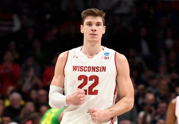 ethan happ olympiakos
