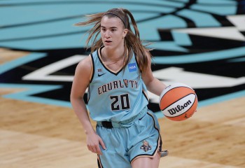 Sabrina Ionescu, buzzer-beater în primul meci din noul sezon WNBA. Video