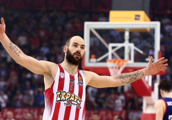 Vasilis Spanoulis va mai juca un sezon pentru Olympiacos
