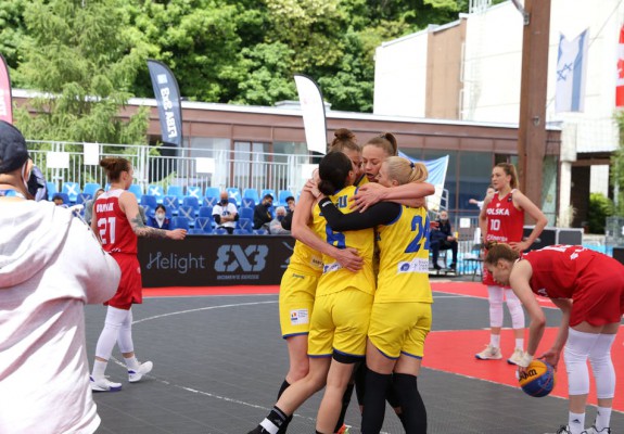 România a învins Polonia în sferturile turneului FIBA 3x3 Women’s Series de la Voiron. Video