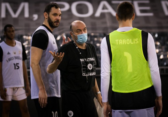 Dusko Vujosevic: „Sezonul acesta a cauzat probleme la fiecare echipă”