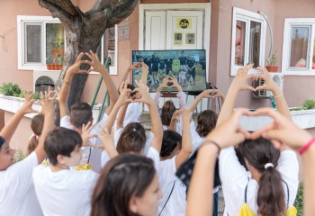 Hai România: Copiii de la Centrul de Plasament Micul Rotterdam susțin lotul olimpic de baschet 3x3