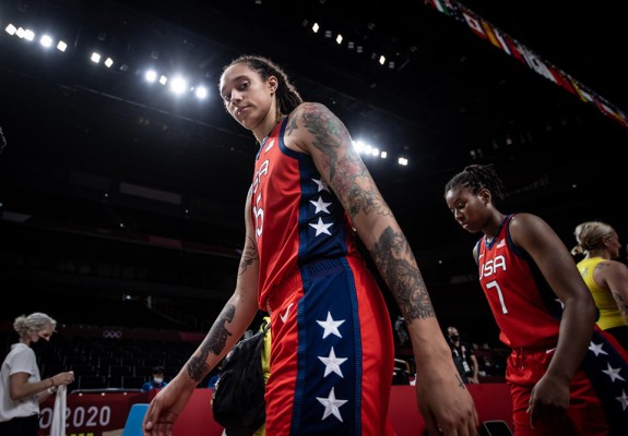 SUA va da piept cu Serbia în semifinale întrecerii de baschet feminin de la Tokyo