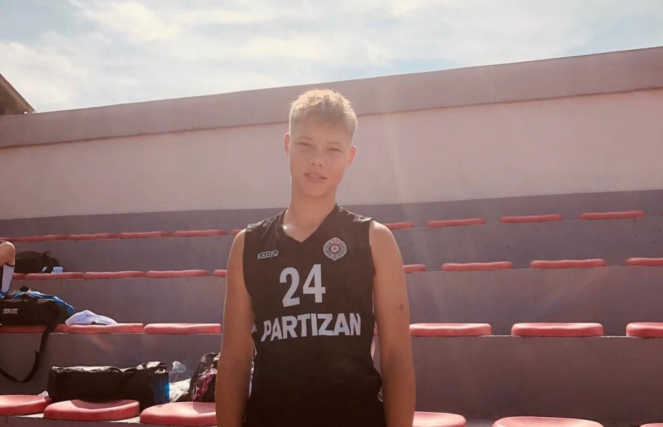 Partizan Belgrad l-a transferat pe Luca Illes, un junior român