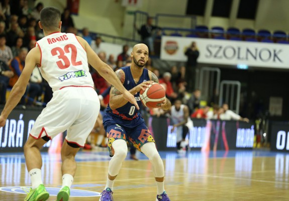 CSM CSU Oradea obține prima victorie stagională în FIBA Europe Cup