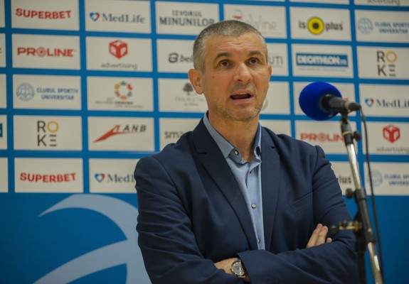 Achim, după calificarea Oradiei în Top 16 FIBA Europe Cup: „Mă bucur enorm pentru că avem continuitate în rezultate pe plan internațional”
