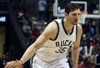 Mirza Teletovic, din nou pe parchet la 3 ani de la retragerea cauzată de problemele de sănătate