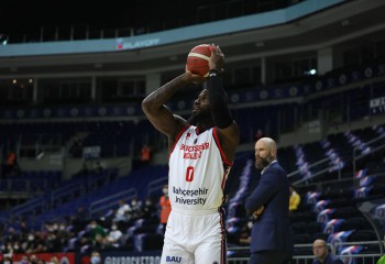 Olimpia Milano îl transferă pe Ben Bentil de la Bahcesehir