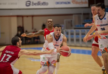 CSM Oradea începe cu victorie faza a doua în FIBA Europe Cup