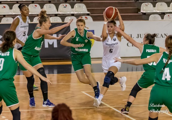 Universitatea Cluj se impune dramatic în duelul cu Olimpia CSU Brașov