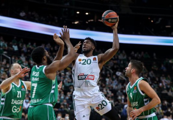 Jehyve Floyd completează lotul lui Fenerbahce