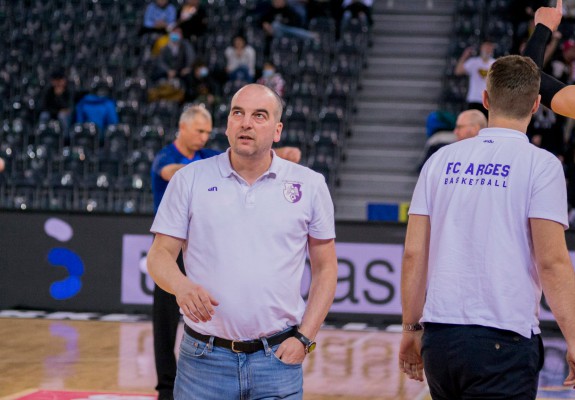 Tudor Costescu: „Abordăm cu încredere meciul și ne respectăm adversarii”