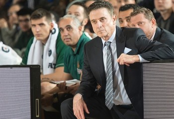 Rick Pitino se desparte de Panathinaikos după o jumătate de sezon