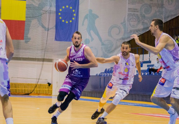 FC Argeș Basketball dispută al treilea meci consecutiv pe teren propriu