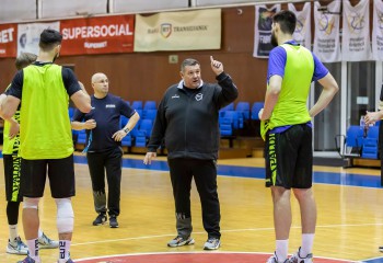 Dragan Petricevic: „Apărarea ne-a câștigat meciul”