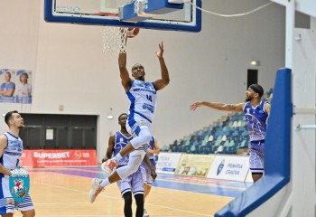 Peter Olisemeka a semnat cu ZZ Leiden