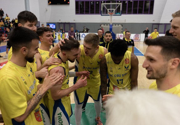 CSU Sibiu câștigă restanța cu Dinamo, după o repriză de prelungiri