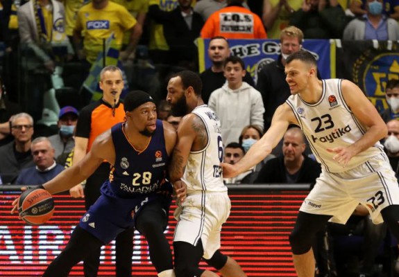 Maccabi Tel Aviv termină cu un run de 10-0 și câștigă la limită duelul cu Real Madrid
