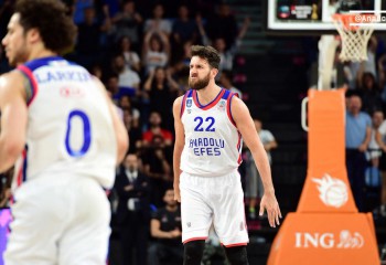 Anadolu Efes egalează situația în finala din Turcia