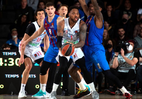 DeShaun Thomas, season-high în victoria lui Bayern Munchen pe terenul Barcelonei în playoff-ul Euroligii
