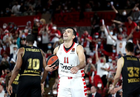 Olympiacos Pireu s-a impus pe terenul lui AS Monaco în meciul trei al seriei