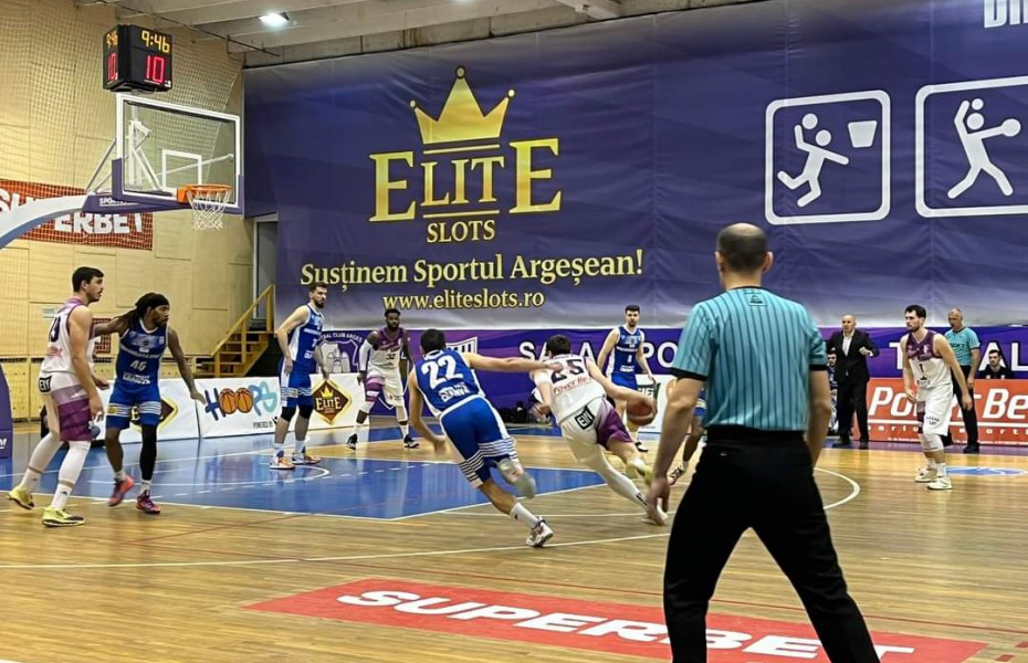 FC Argeș Basketball se califică la limită în semifinalele LNBM