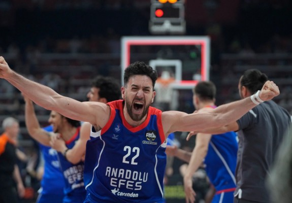 Vasilije Micic rămâne la deținătoarea Euroligii