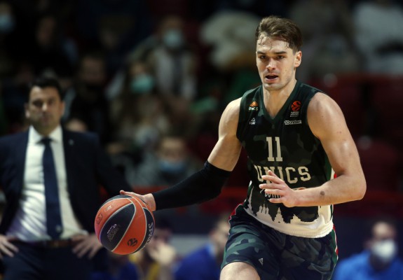 Mario Hezonja va juca la Real Madrid în următoarele două sezoane