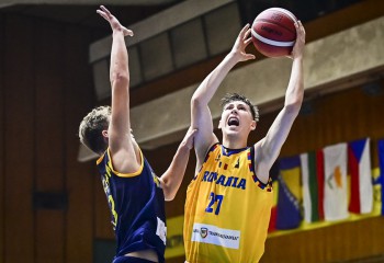 Denis Bădălău, MVP-ul României în partida cu Ucraina