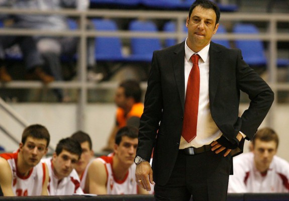 Aleksandar Trifunovic, speaker în cadrul unui clinic organizat la Koln cu ocazia EuroBasket 2022