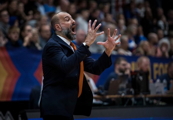 Olanda – Israel, duel între antrenorii lui Hapoel Holon din sezonul 2021-2022