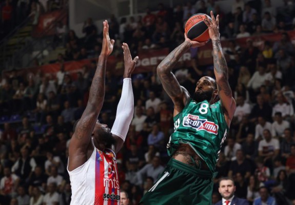 Derrick Williams a dormit în aeroport înaintea meciului cu Crvena Zvezda