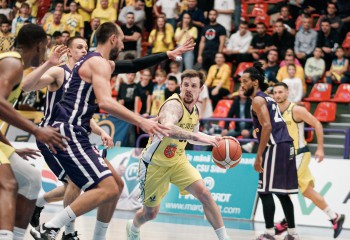 Un singur meci are loc astăzi în LNBM și nu putea lipsi din oferta Superbet
