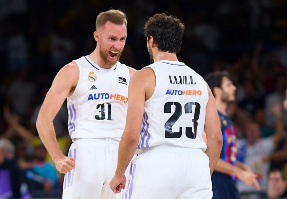 Avalanșă de meciuri din Euroligă și NBA în oferta Superbet