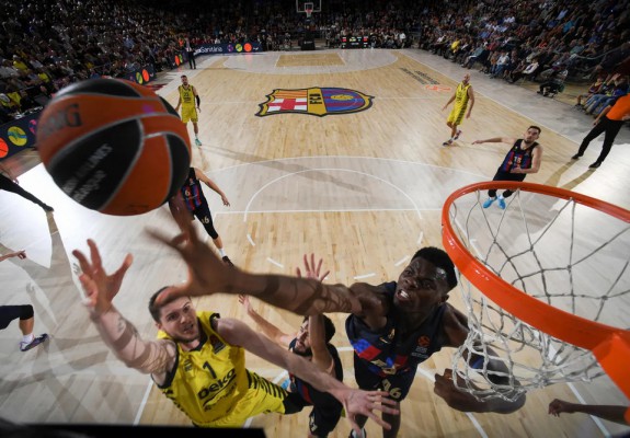 FC Barcelona, prima formație care o învinge pe Fenerbahce în acest sezon al Euroligii