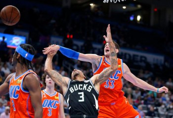 Denver Nuggets recuperează un deficit de 18 puncte, victorii după overtime pentru Milwaukee Bucks și Memphis Grizzlies