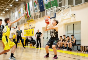 EYBL U14: Știința București continuă parcursul perfect, U-BT Cluj și CSM Oradea au obținut noi victorii