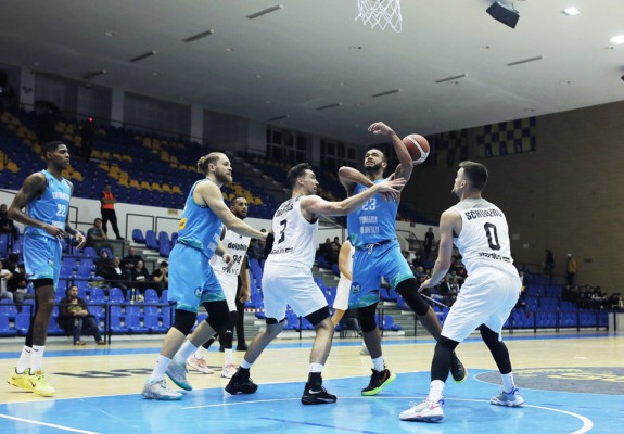 CSO Voluntari luptă pentru calificarea în faza următoare a FIBA Europe Cup