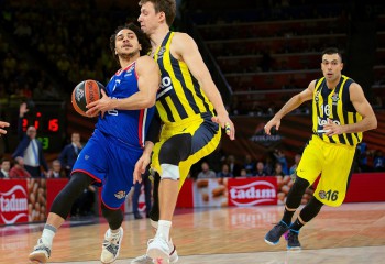 F4. Euroligă - Anadolu Efes își învinge concitadina și merge în finală 