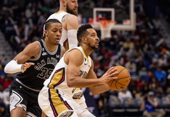 CJ McCollum a fost decisiv în victoria echipei sale în duelul cu San Antonio Spurs