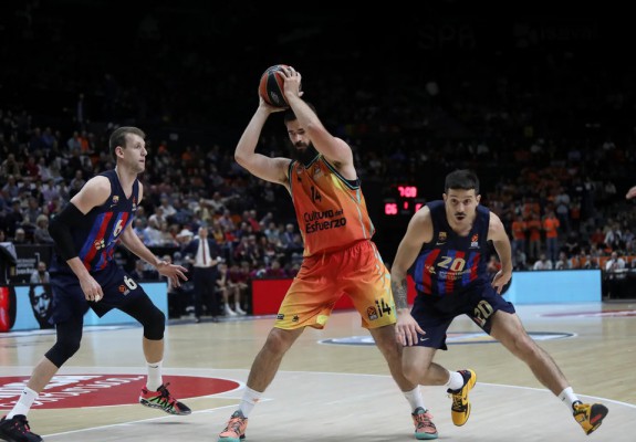 Valencia și Olimpia Milano au trecut de formații aflate în Top 5 în Euroligă