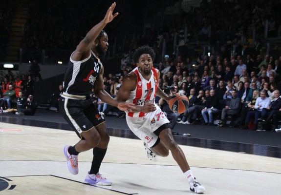 Olympiacos Pireu s-a impus la o posesie pe terenul lui Virtus Bologna