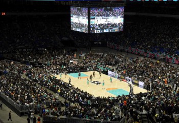 Cinci meciuri încheiate la cel mult șase puncte în noaptea de vineri spre sâmbătă din NBA