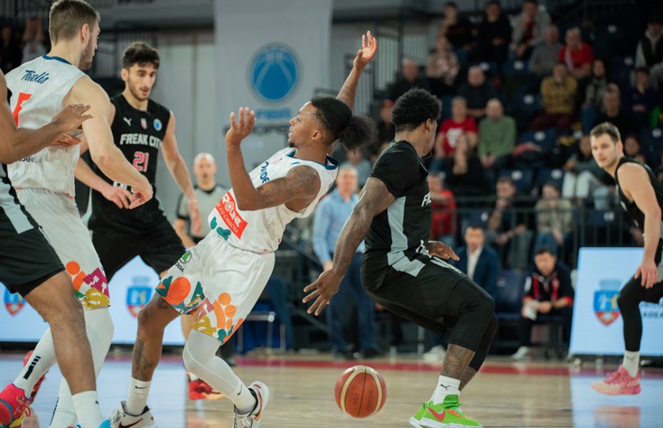 CSM Oradea a pierdut și returul cu Anwil Wloclawek din Europe Cup ...