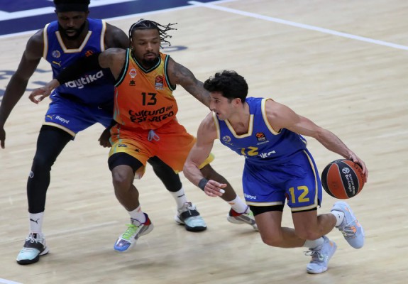 Barcelona și Maccabi s-au impus la o posesie, Olimpia Milano a bifat a doua victorie la rând în Euroligă