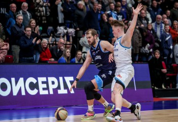 Victorie fără probleme pentru Landstede Hammers Zwolle în campionat