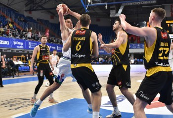 Anwil Wloclawek, învinsă la două puncte în semifinala Cupei Poloniei