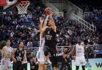 Anadolu Efes, singura care a câștigat în deplasare în debutul etapei a 26-a a Euroligii