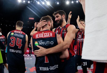 Victorii la scor pentru Fenerbahce și Baskonia, ambele marcând peste 100 de puncte