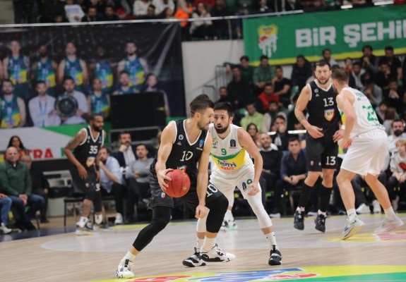 Nemanja Gordic: „Dacă iubești baschetul, îți dorești să joci fiecare meci”